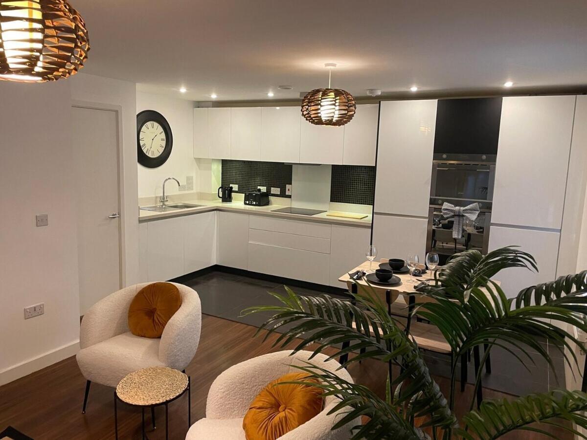 Superior Cambridge 2 Bed Apartment Inc King Bed Trumpington Eksteriør billede