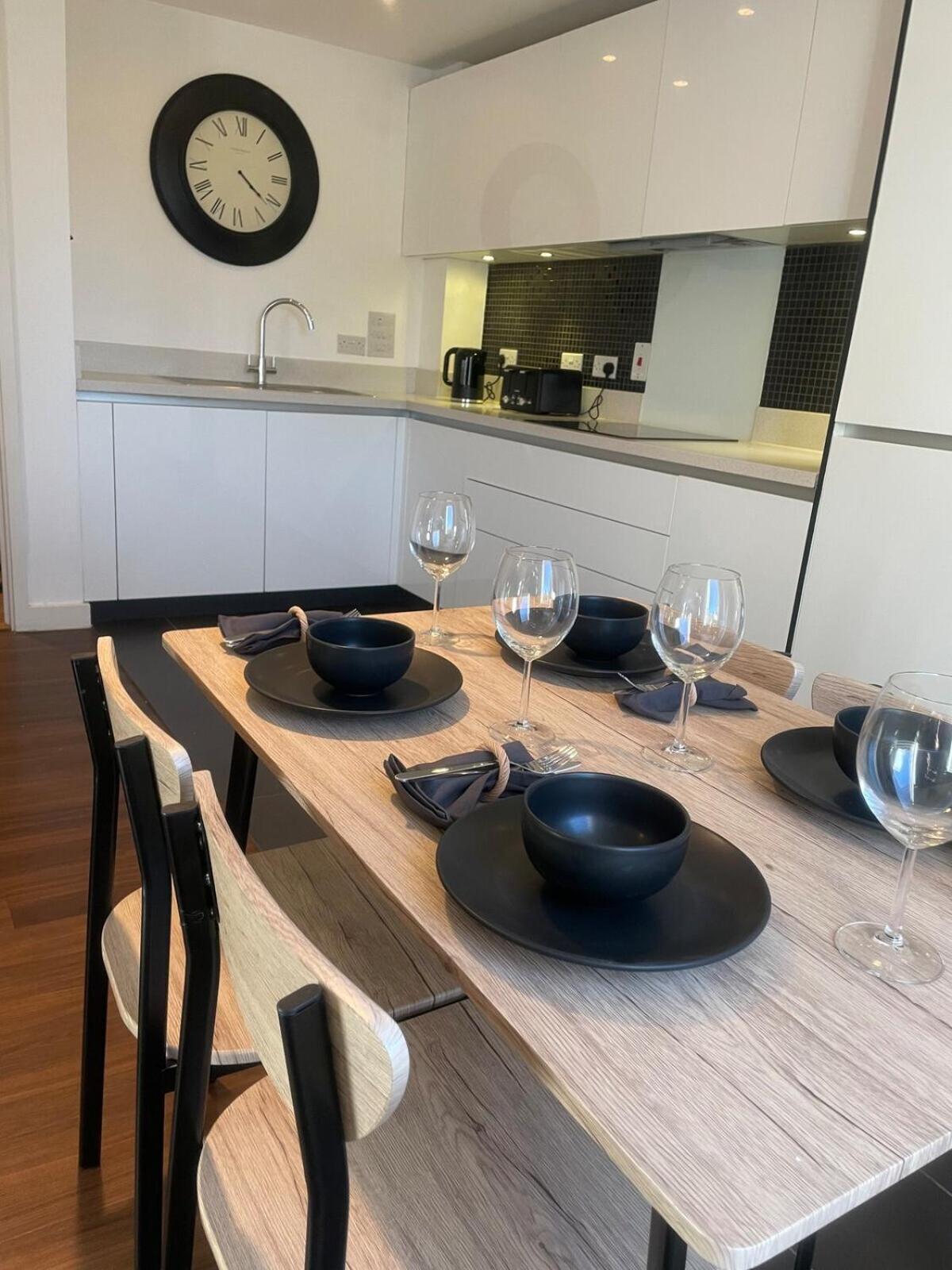 Superior Cambridge 2 Bed Apartment Inc King Bed Trumpington Eksteriør billede