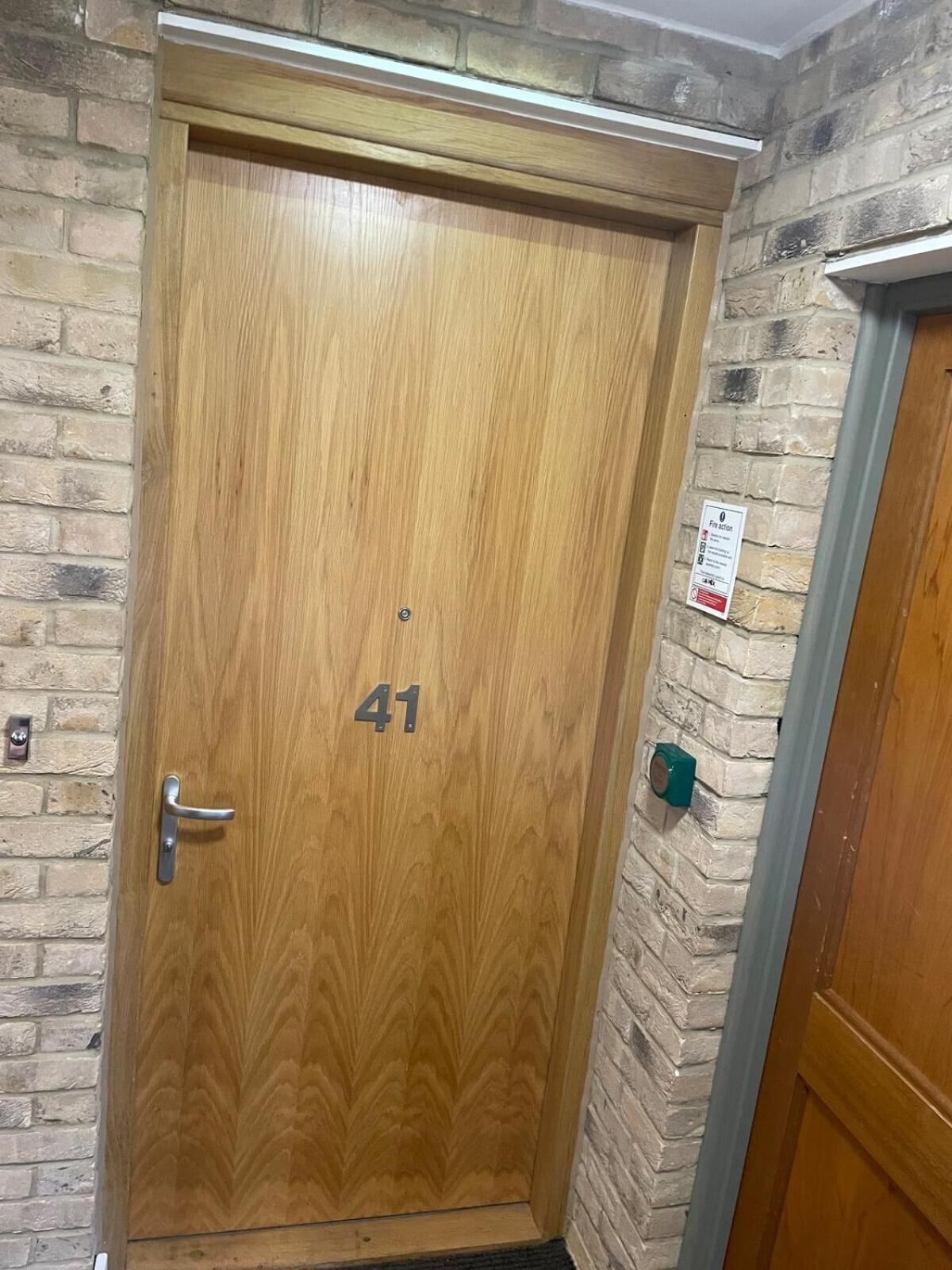 Superior Cambridge 2 Bed Apartment Inc King Bed Trumpington Eksteriør billede